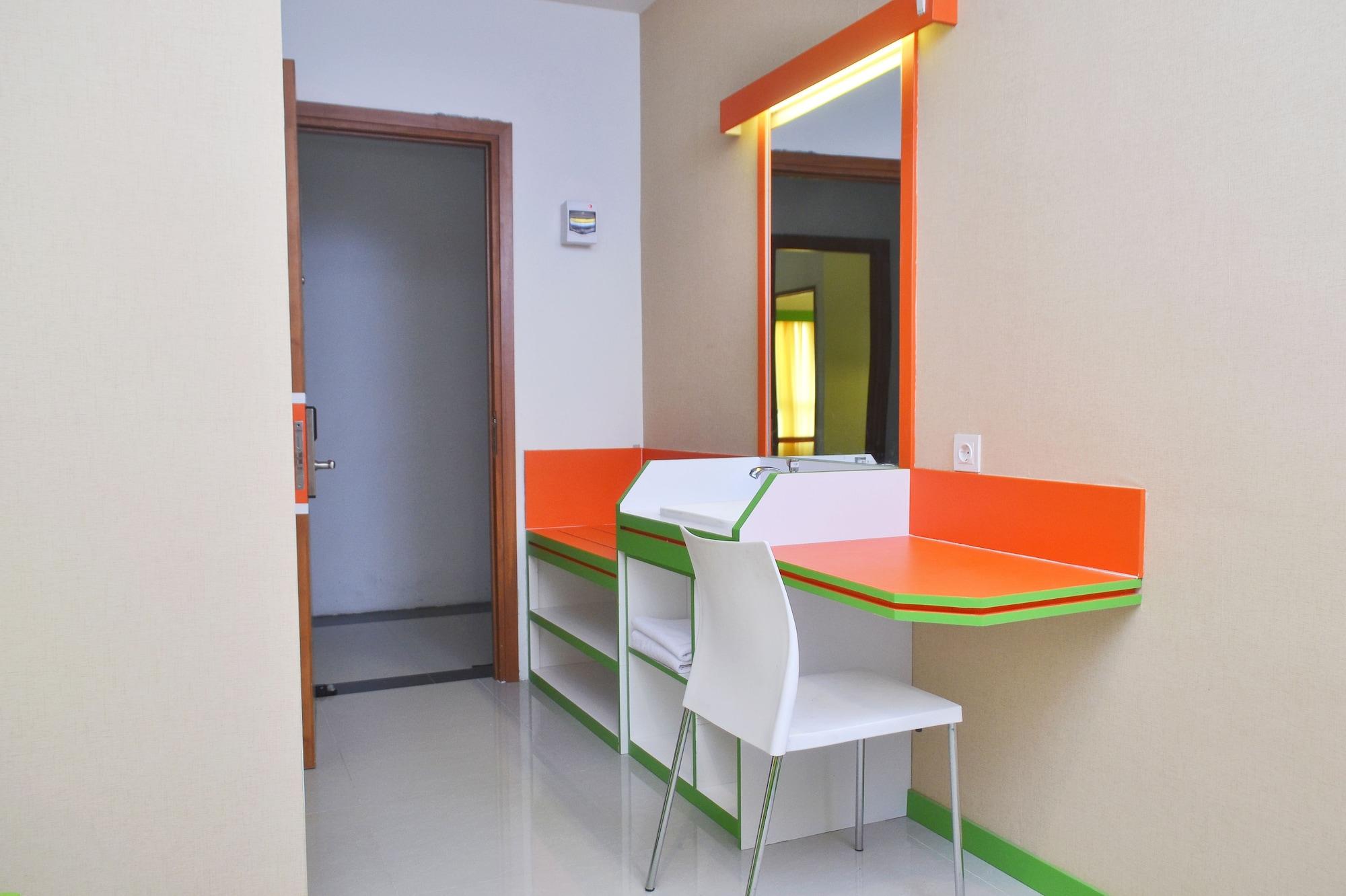 Titanium Express Homtel Hotel Jakarta Ngoại thất bức ảnh
